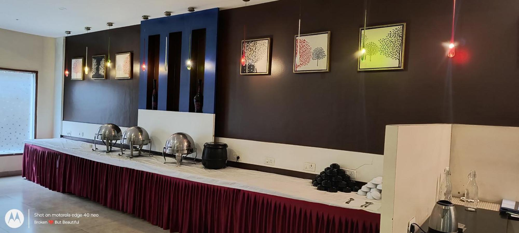 The Altruist Business Hotel Kharadi Pune Luaran gambar