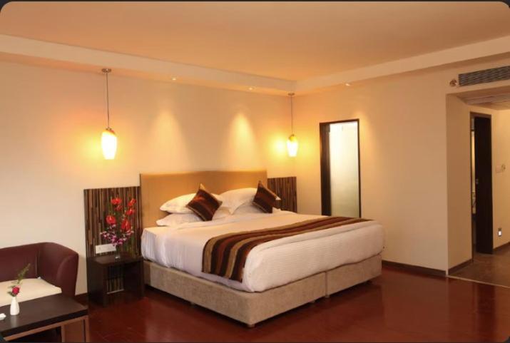 The Altruist Business Hotel Kharadi Pune Luaran gambar